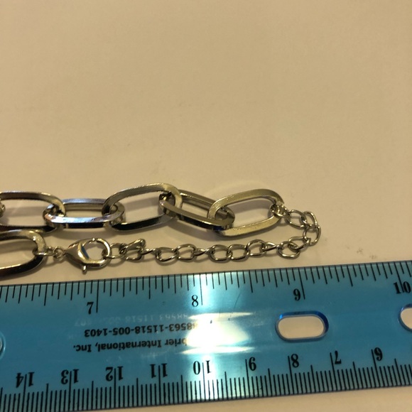 Chain Pave Crystal silver tone necklace - Picture 6 of 7